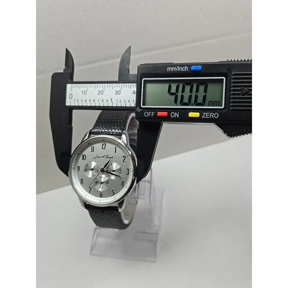 Jos A Bank Silver Dial Multifunction Mens Day Date 40mm Dress Watch New Battery